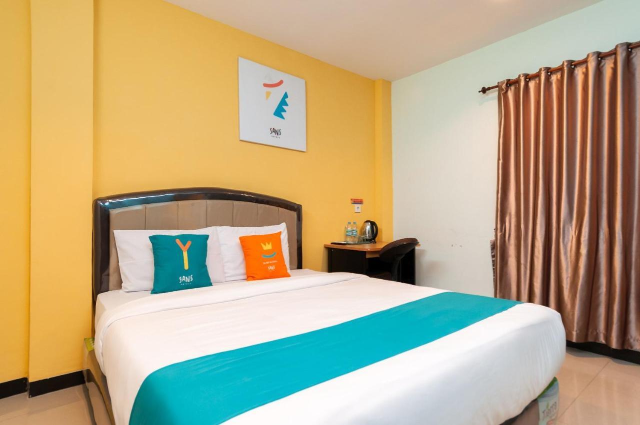 Sans Hotel Finest เมดาน ภายนอก รูปภาพ