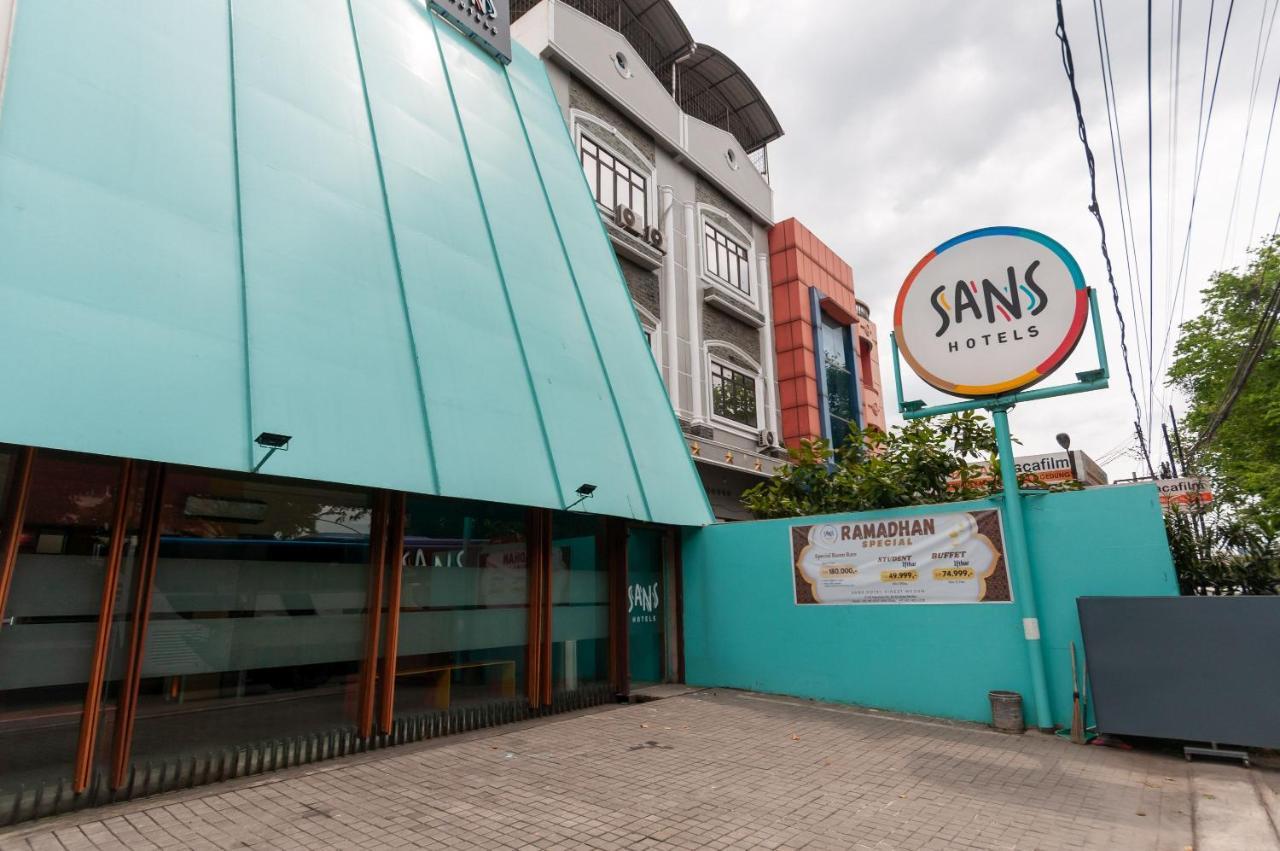 Sans Hotel Finest เมดาน ภายนอก รูปภาพ