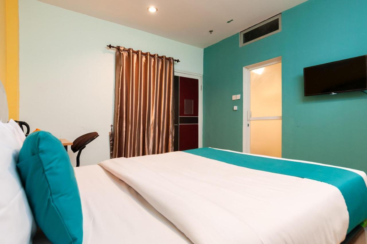 Sans Hotel Finest เมดาน ภายนอก รูปภาพ